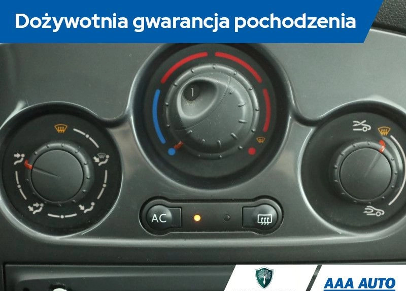 Renault Clio cena 22000 przebieg: 92104, rok produkcji 2011 z Nidzica małe 154